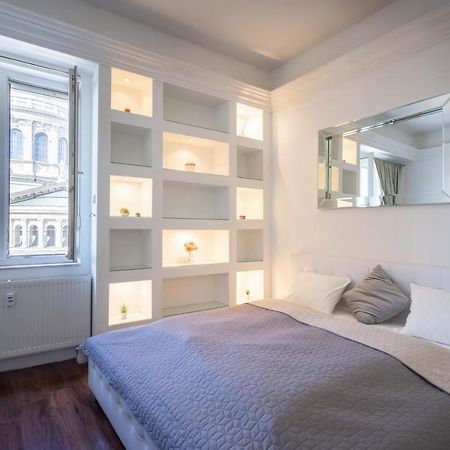 Basilica And Castle View Luxury Suite, Free Parking Reservation Needed Budapest Extérieur photo