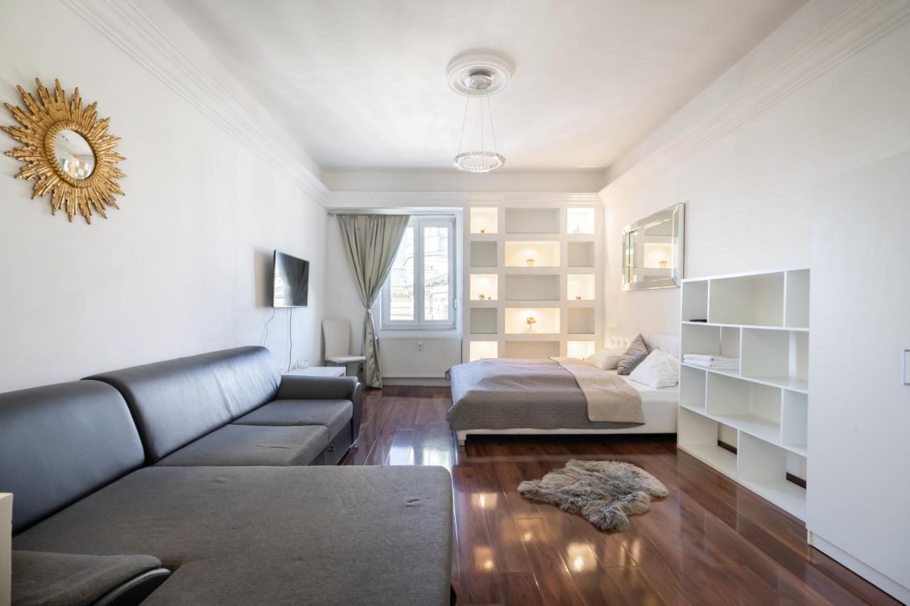 Basilica And Castle View Luxury Suite, Free Parking Reservation Needed Budapest Extérieur photo