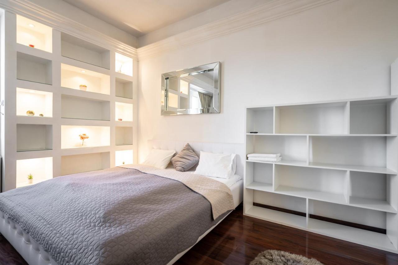 Basilica And Castle View Luxury Suite, Free Parking Reservation Needed Budapest Extérieur photo